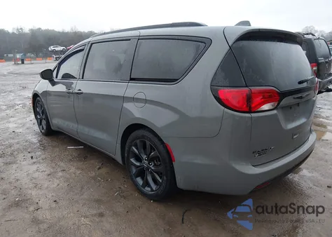 2020 Chrysler Pacifica Touring L z USA, uszkodzony, nr VIN 2C4RC1BG7LR273106